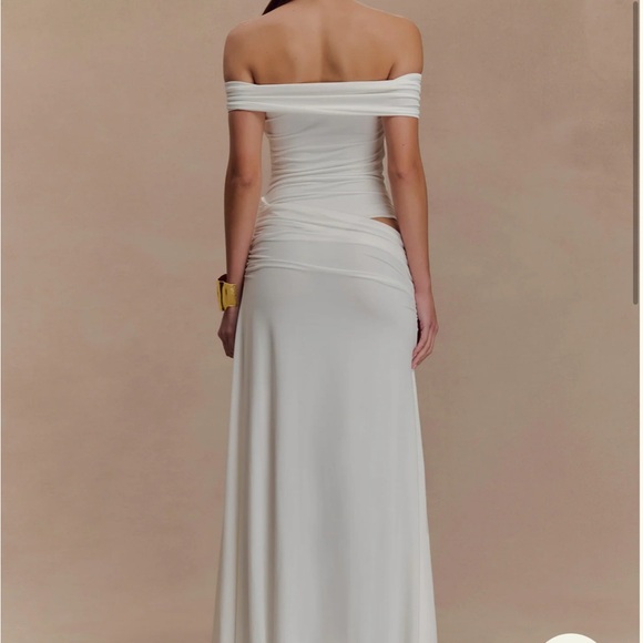 Meshki Off-Shoulder White Maxi Dress - Picture 2 of 6